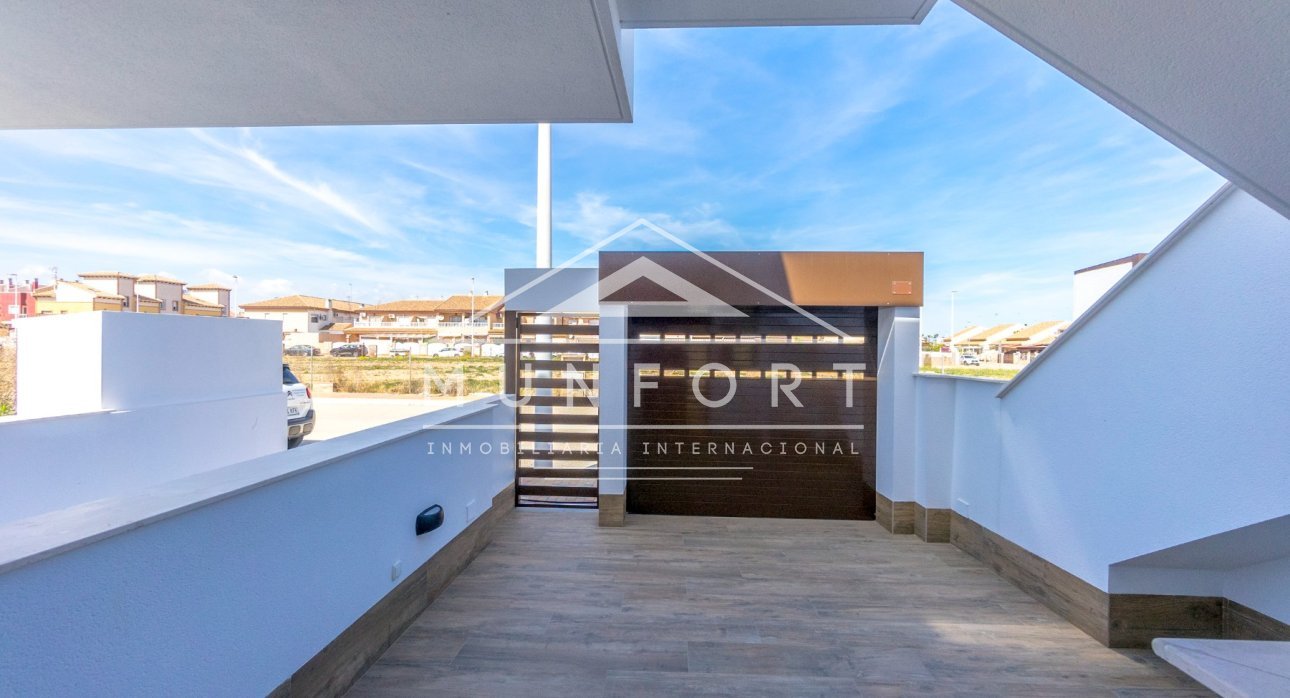 Herverkoop - Rijtjeshuizen -
San Pedro del Pinatar