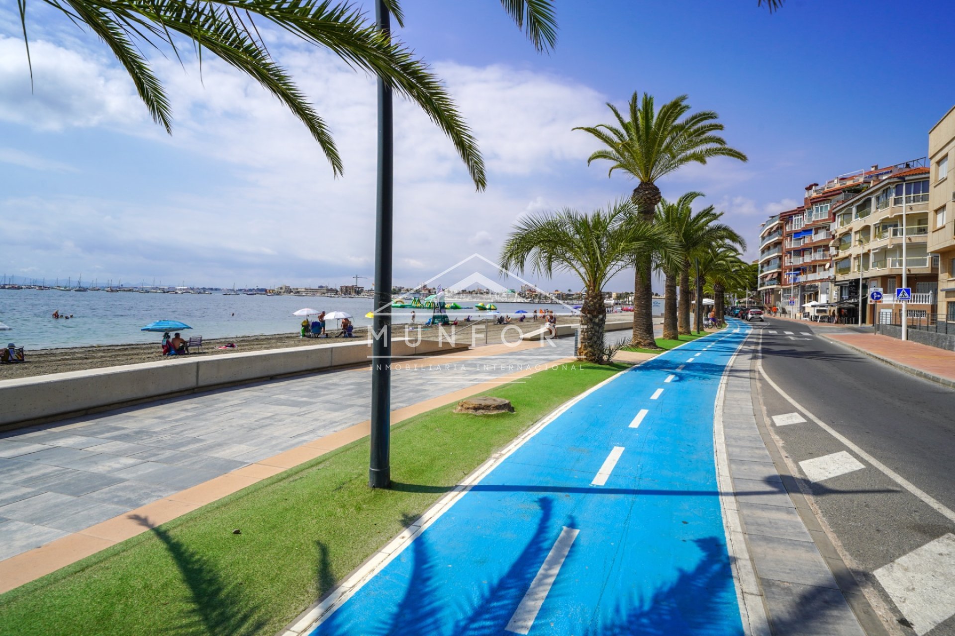 Herverkoop - Rijtjeshuizen -
San Pedro del Pinatar