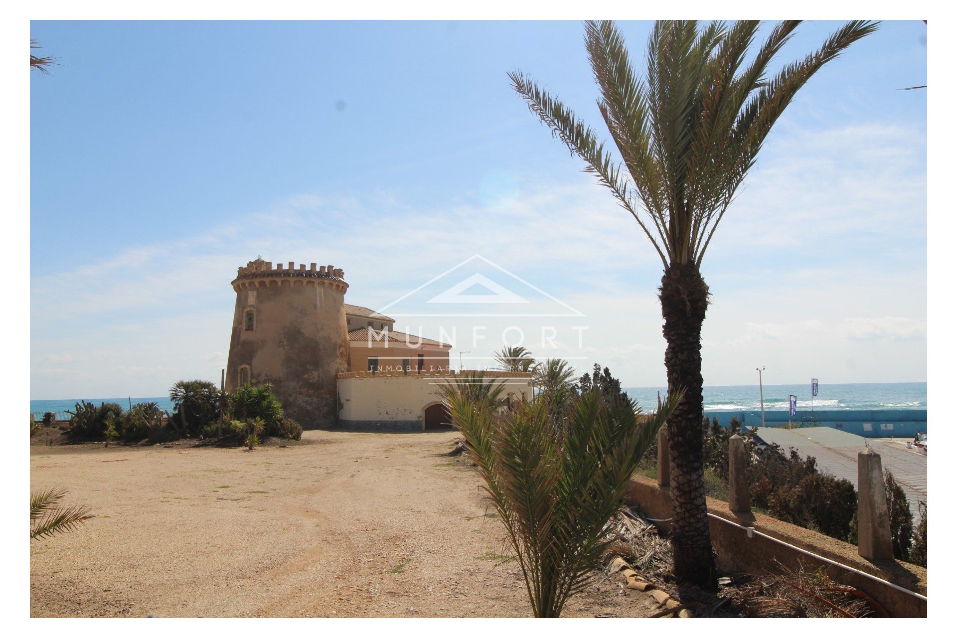 Herverkoop - Rijtjeshuizen -
Torre de la Horadada - Playa Las Higuericas