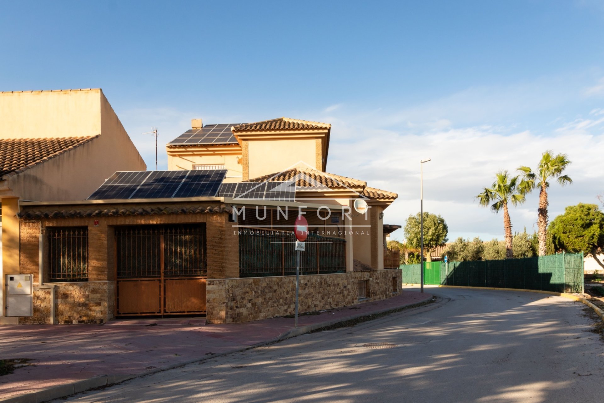 Herverkoop - Rijtjeshuizen -
Torre-Pacheco