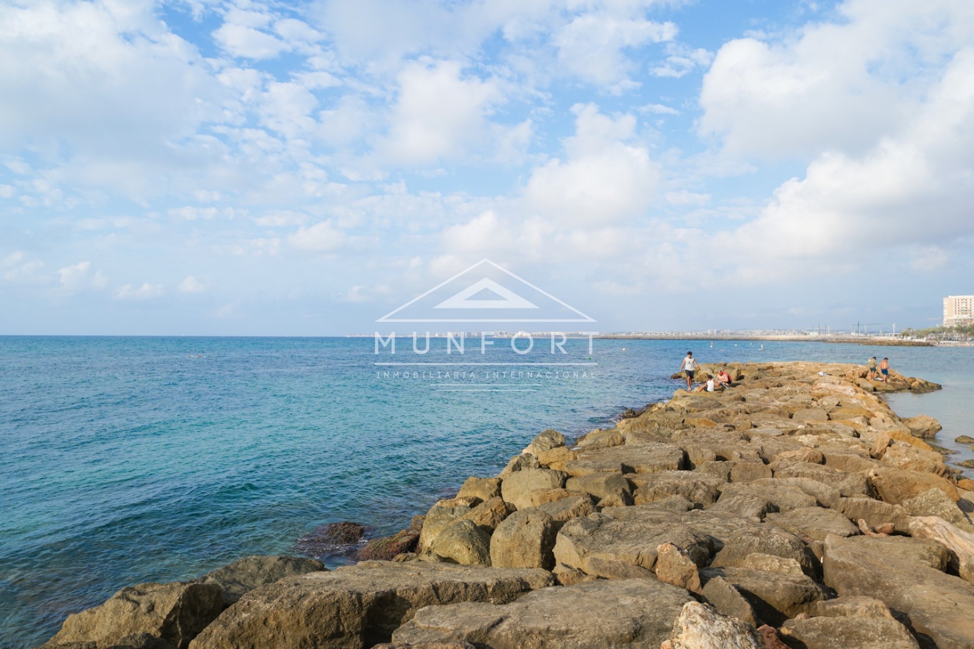 Herverkoop - Rijtjeshuizen -
Torrevieja - Calas Blancas del Mar - Torrevieja