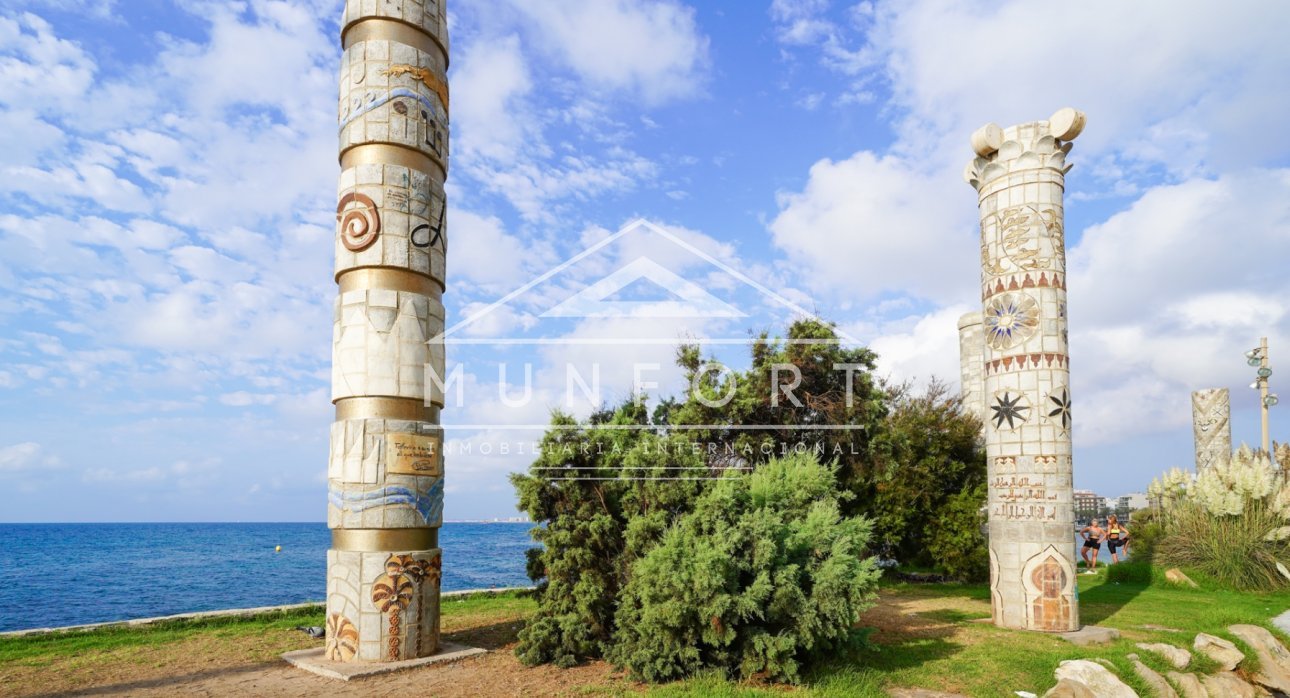 Herverkoop - Rijtjeshuizen -
Torrevieja - Calas Blancas del Mar - Torrevieja