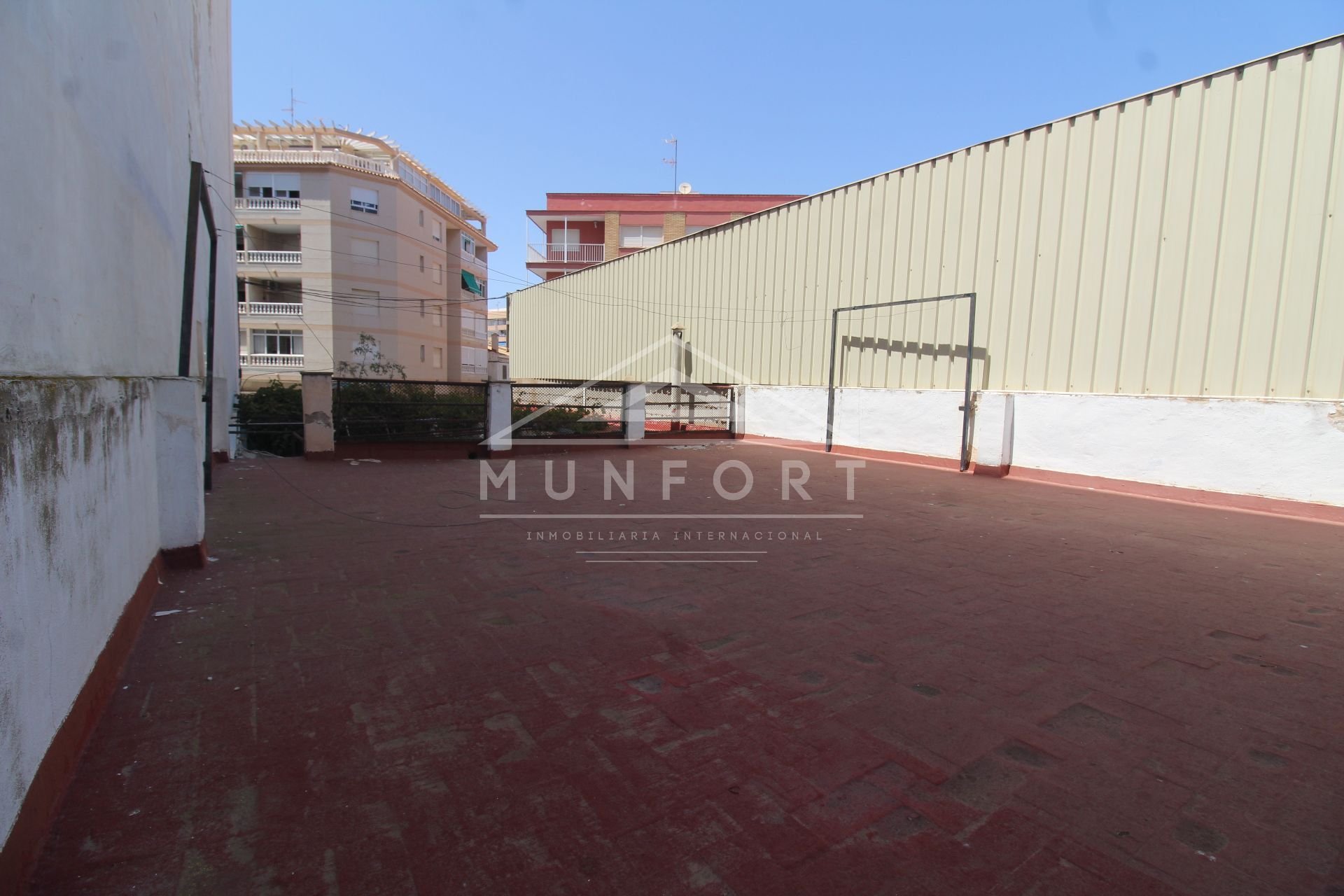 Herverkoop - Rijtjeshuizen -
Torrevieja - Centro - Torrevieja