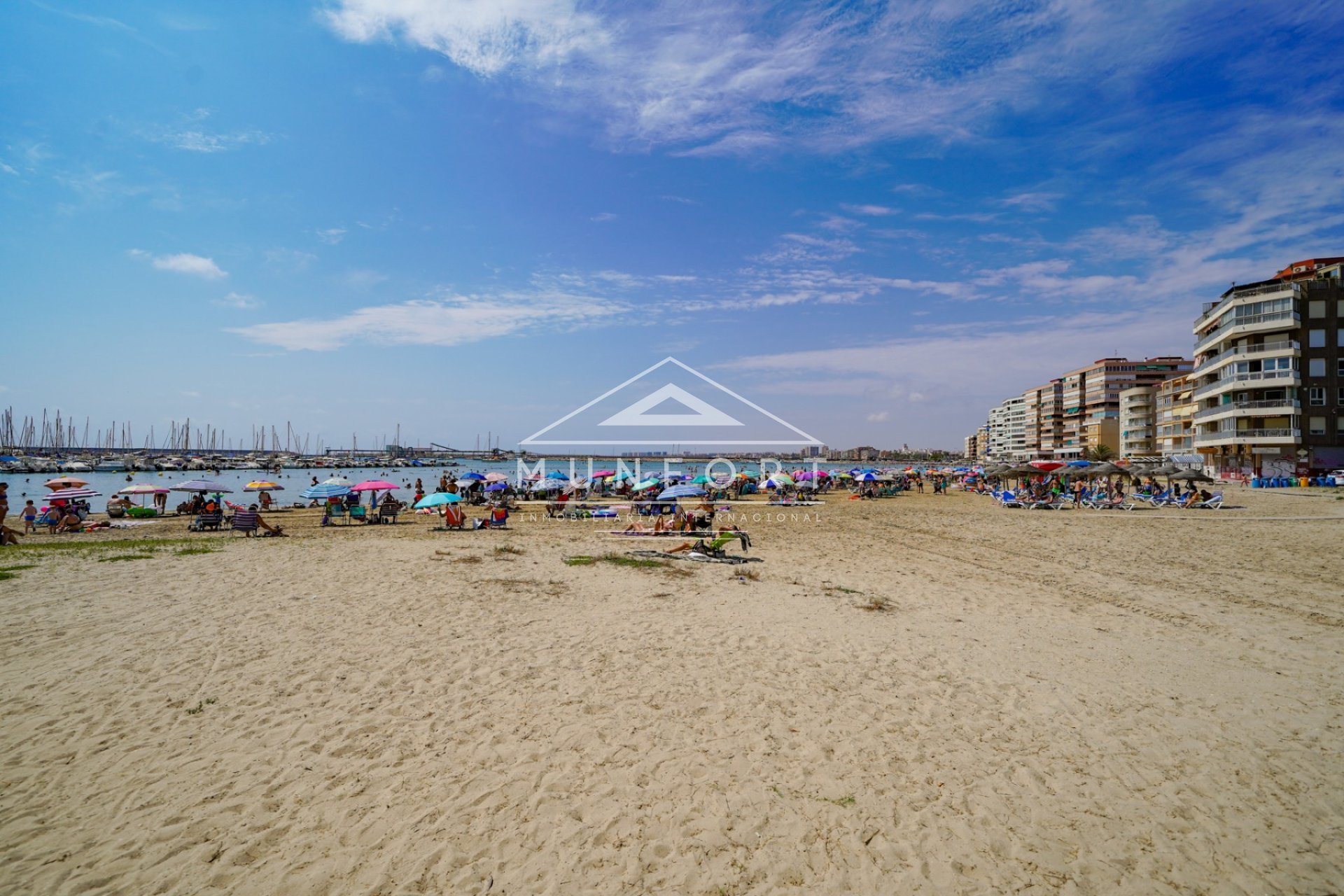 Herverkoop - Rijtjeshuizen -
Torrevieja - El Acequión - Torrevieja