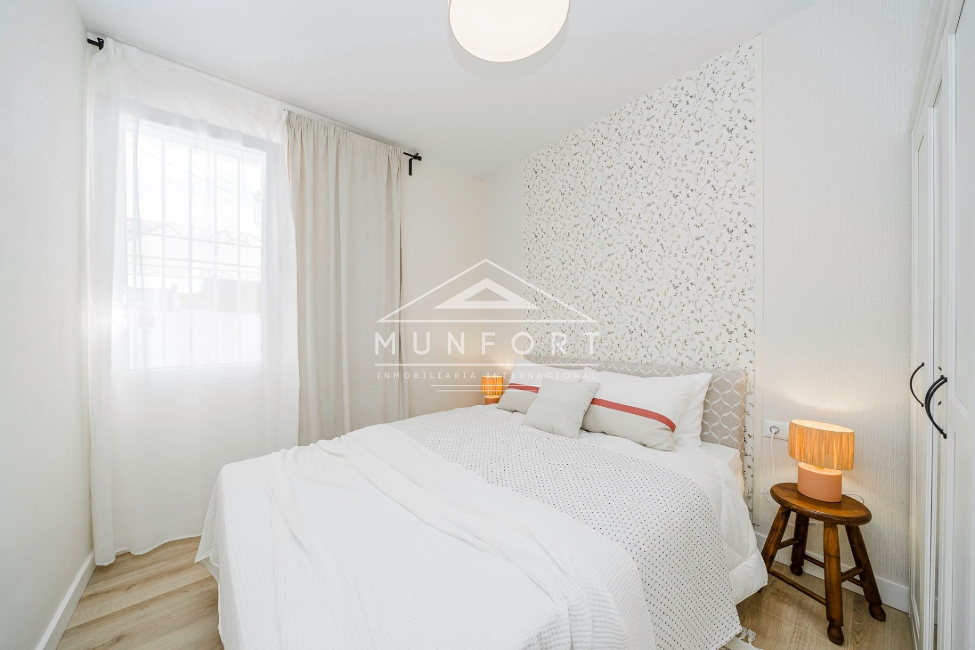 Herverkoop - Rijtjeshuizen -
Torrevieja - La Torreta - Torrevieja