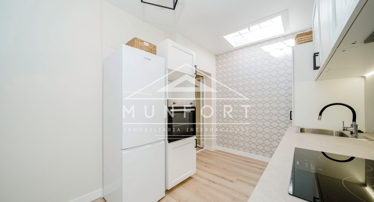 Herverkoop - Rijtjeshuizen -
Torrevieja - La Torreta - Torrevieja