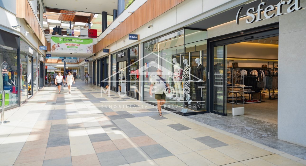 Herverkoop - Rijtjeshuizen -
Torrevieja - La Torreta - Torrevieja