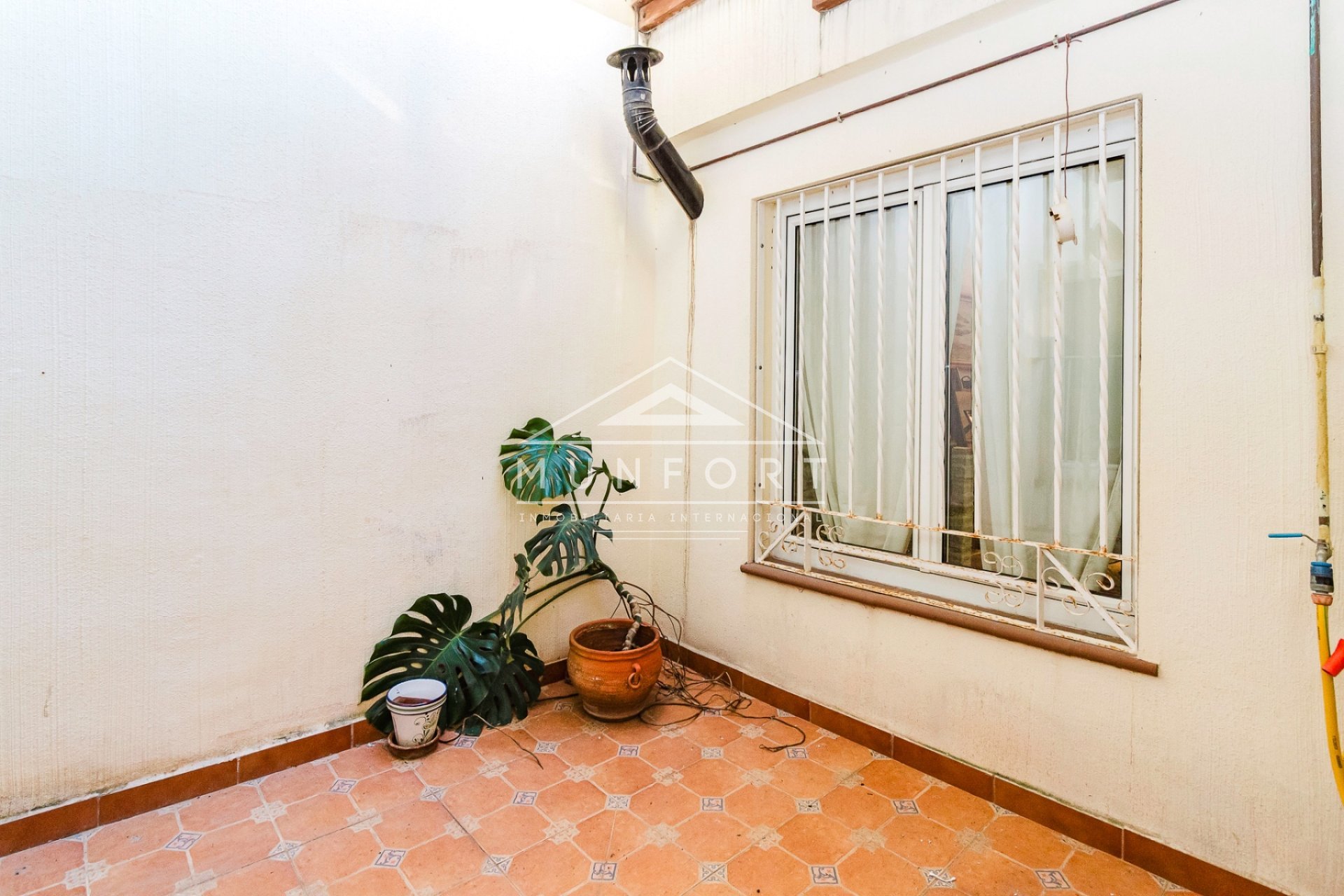 Herverkoop - Rijtjeshuizen -
Torrevieja - La Veleta - Torrevieja