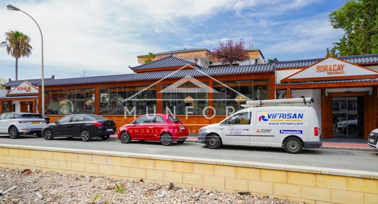 Herverkoop - Rijtjeshuizen -
Torrevieja - Nueva Torrevieja