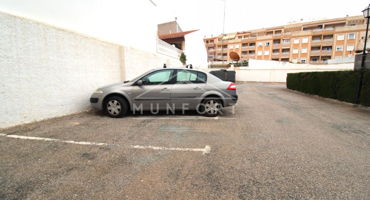 Herverkoop - Rijtjeshuizen -
Torrevieja - Playa de los Locos - Torrevieja