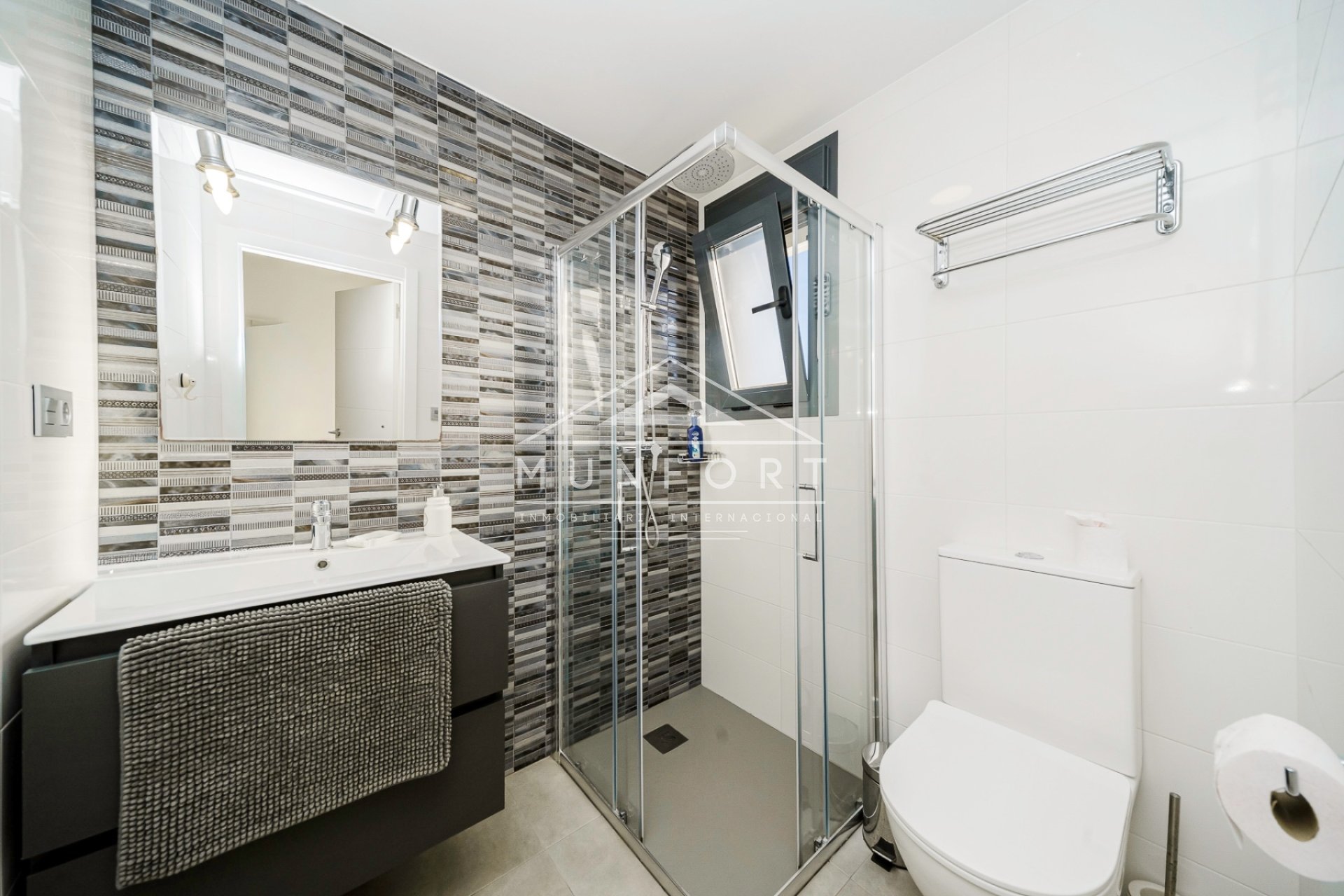 Herverkoop - Studio appartementen -
Pilar de la Horadada