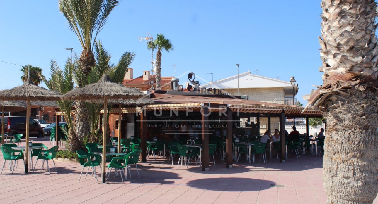 Herverkoop - Villa's -
Alcázares, Los - Los Alcázares