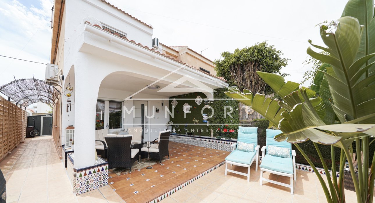 Herverkoop - Villa's -
Alcázares, Los - Los Narejos