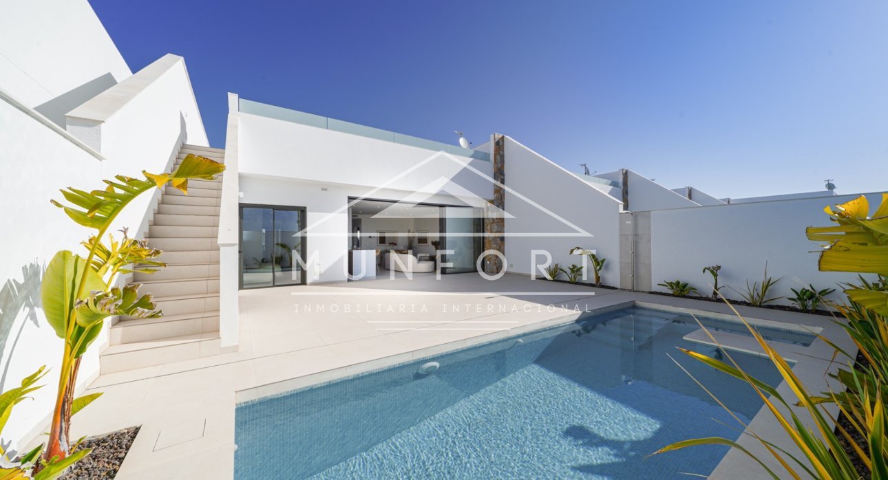 Herverkoop - Villa's -
Alcázares, Los