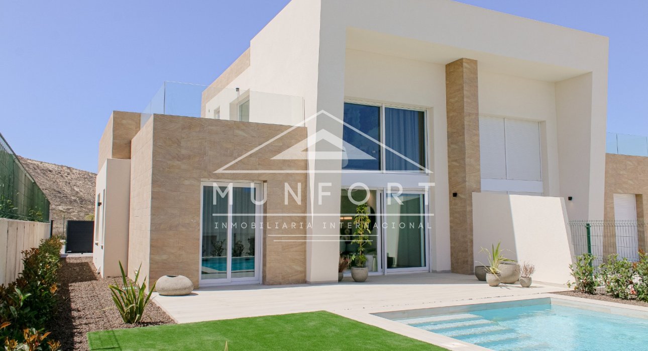 Herverkoop - Villa's -
Algorfa - Club de Golf La Finca - Algorfa