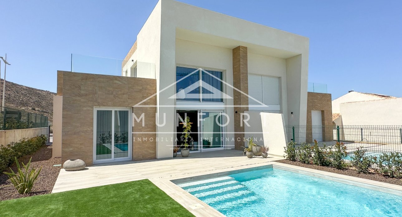 Herverkoop - Villa's -
Algorfa - Club de Golf La Finca - Algorfa