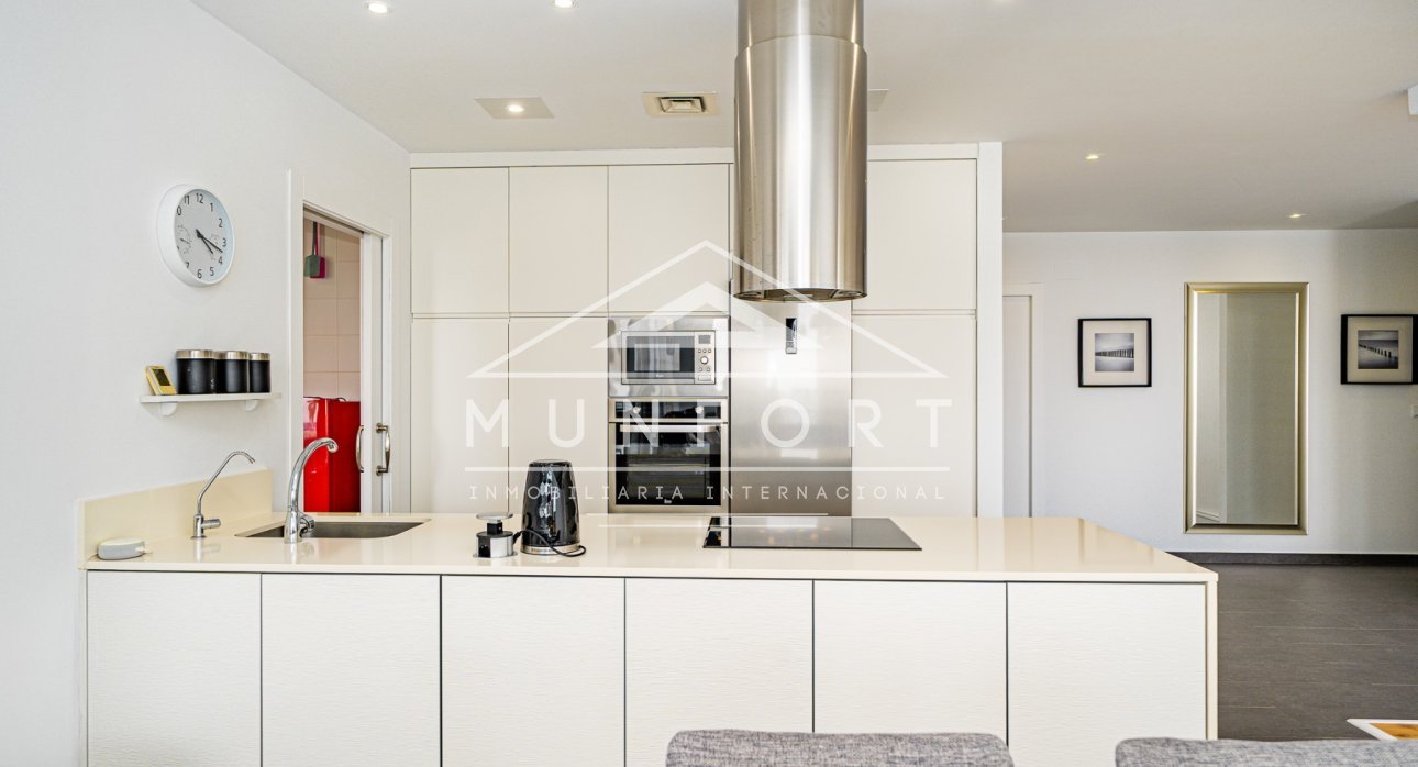 Herverkoop - Villa's -
Benijófar