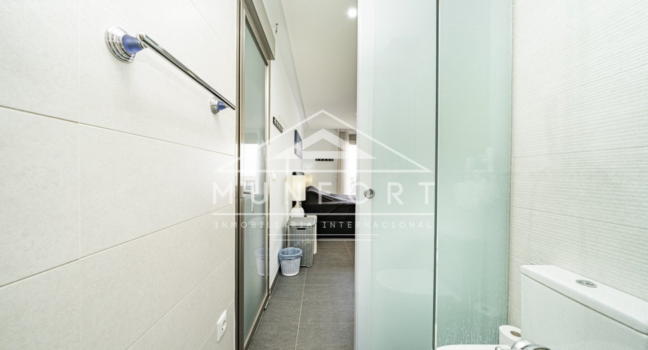 Herverkoop - Villa's -
Benijófar