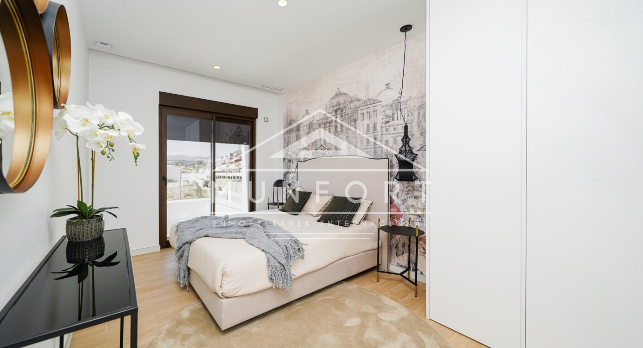 Herverkoop - Villa's -
Finestrat - Sierra Cortina