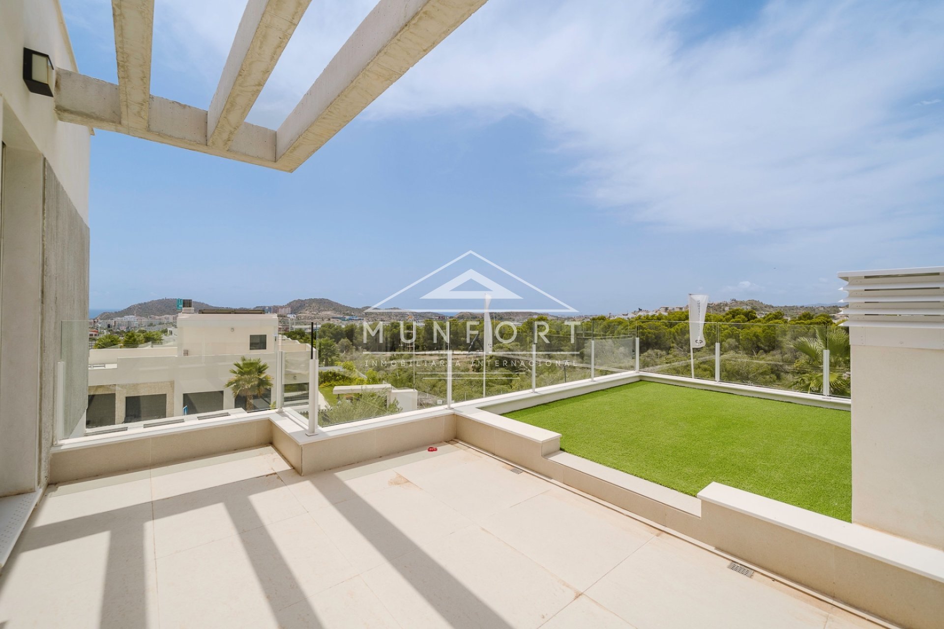 Herverkoop - Villa's -
Finestrat - Sierra Cortina