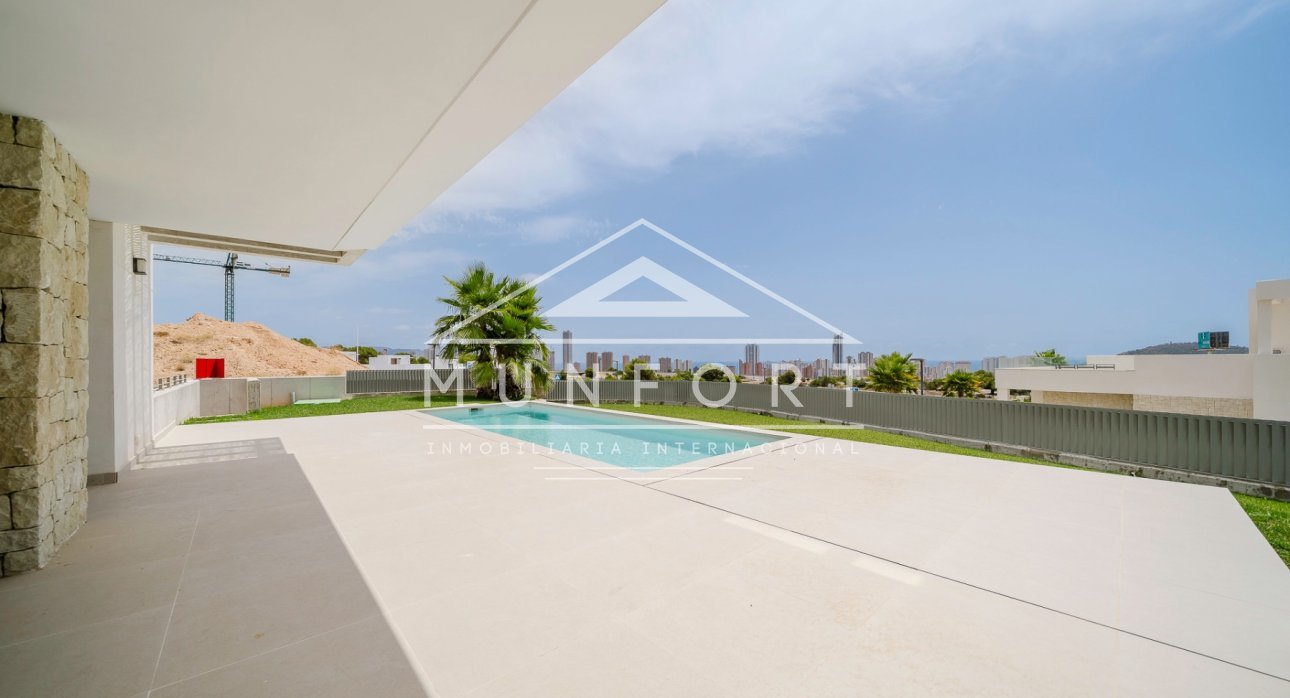 Herverkoop - Villa's -
Finestrat - Sierra Cortina