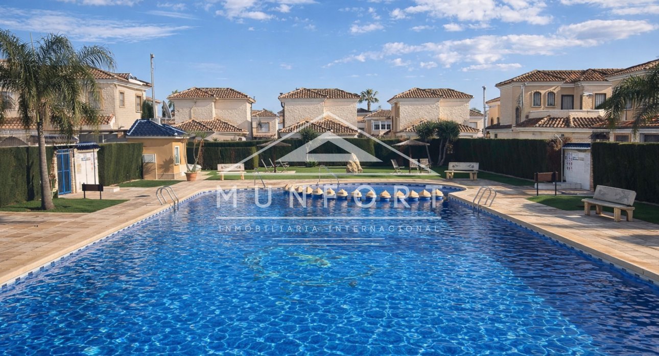 Herverkoop - Villa's -
Guardamar del Segura - El Raso - Guardamar del Segura