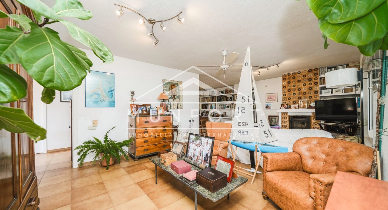 Herverkoop - Villa's -
La Manga