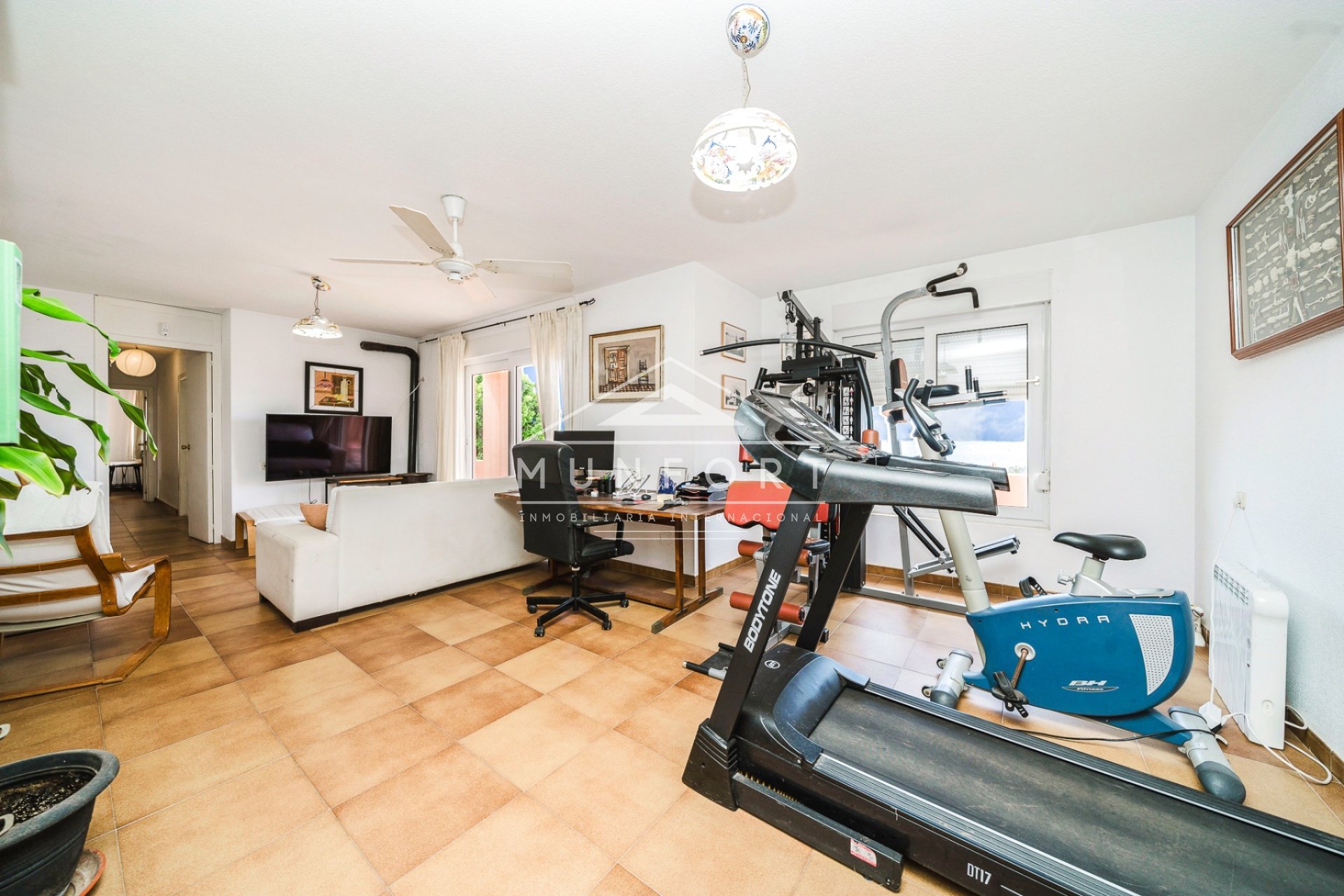 Herverkoop - Villa's -
La Manga