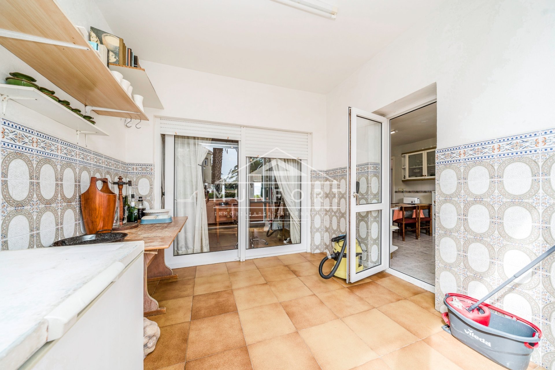 Herverkoop - Villa's -
La Manga