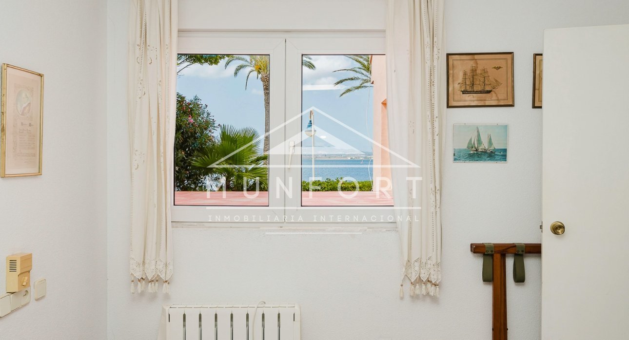 Herverkoop - Villa's -
La Manga