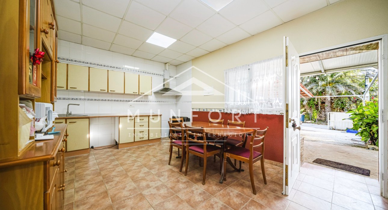 Herverkoop - Villa's -
Los Montesinos