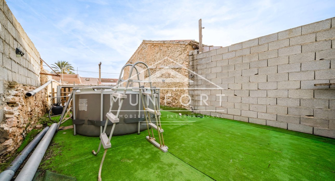 Herverkoop - Villa's -
Los Montesinos