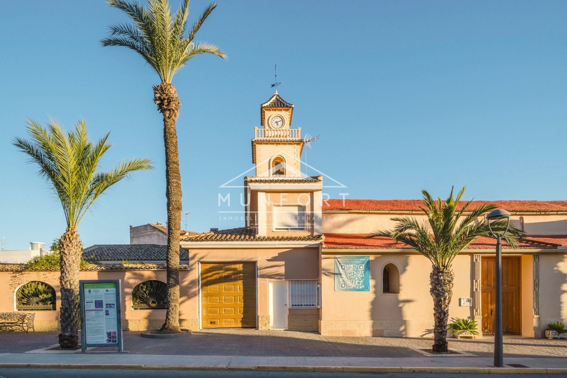 Herverkoop - Villa's -
Los Montesinos