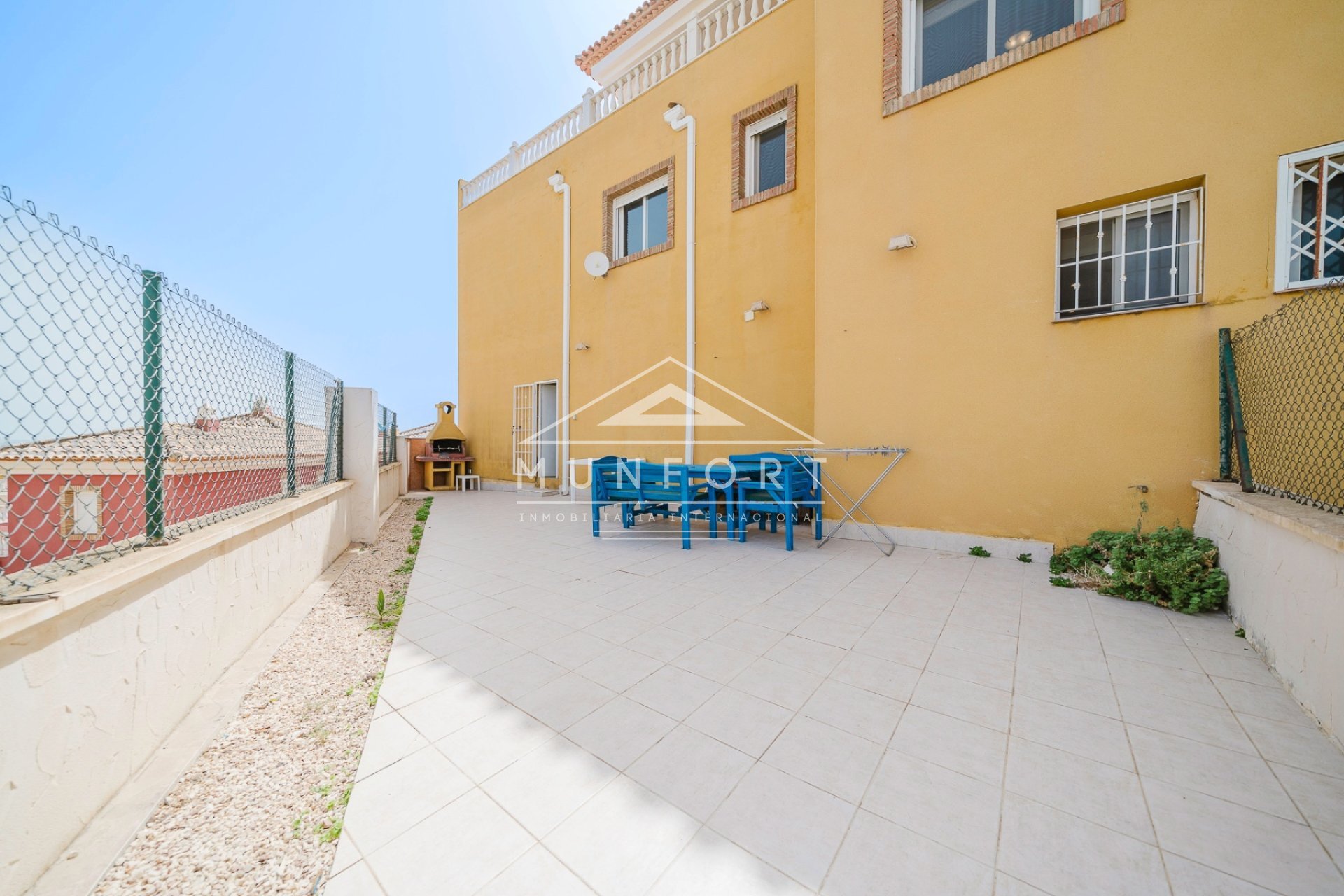 Herverkoop - Villa's -
Los Urrutias - EL CARMOLI