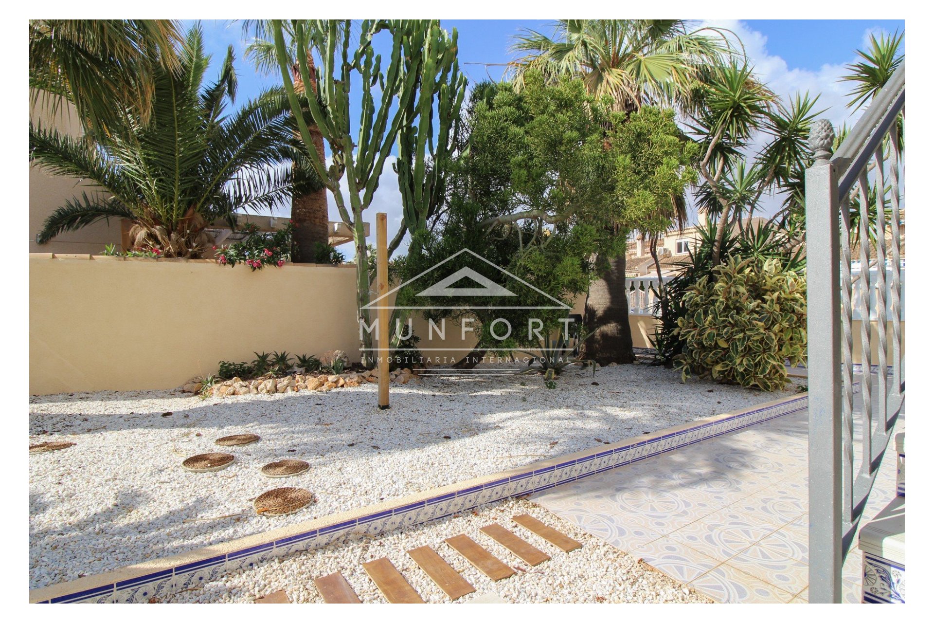 Herverkoop - Villa's -
Los Urrutias - Estrella del Mar