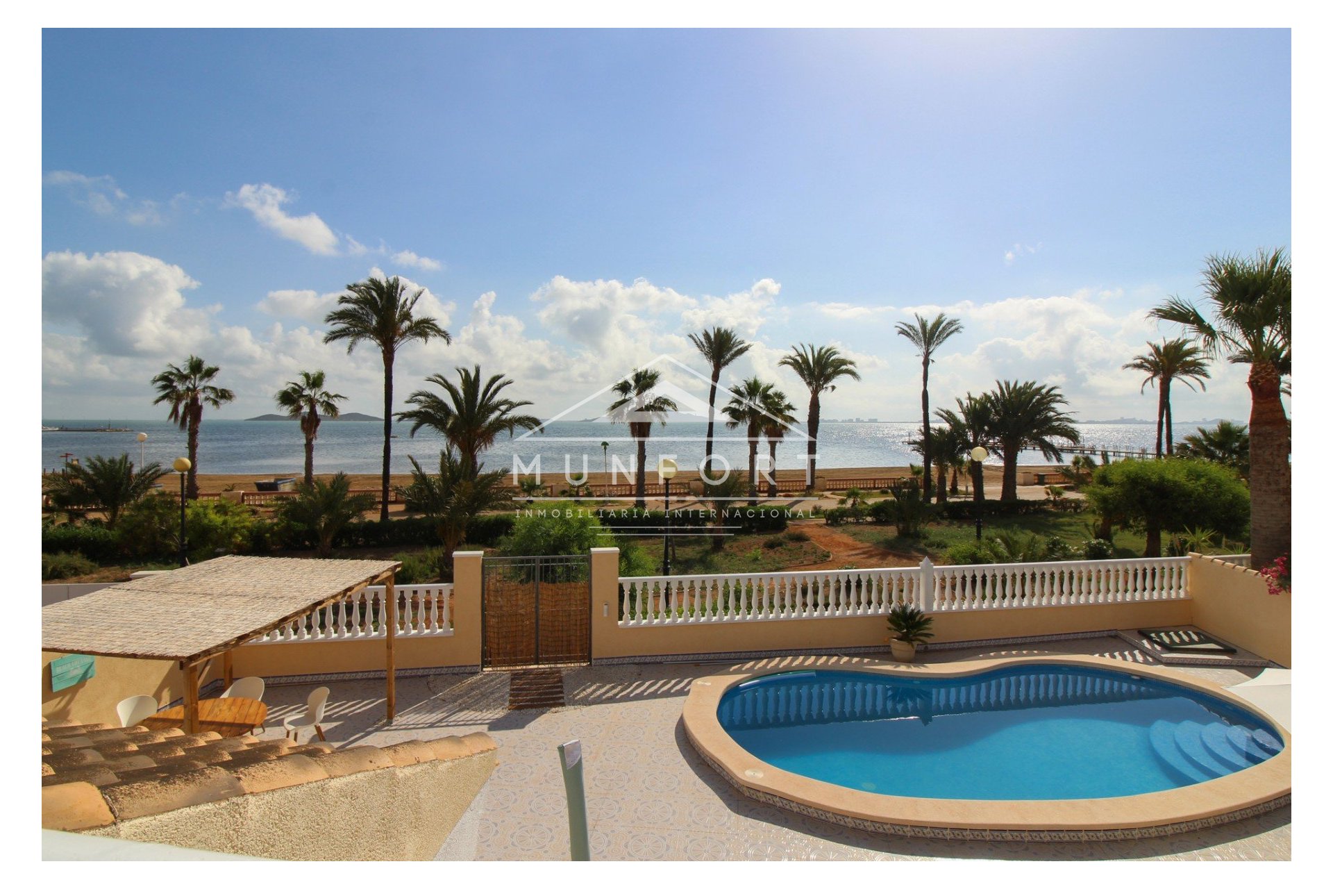 Herverkoop - Villa's -
Los Urrutias - Estrella del Mar