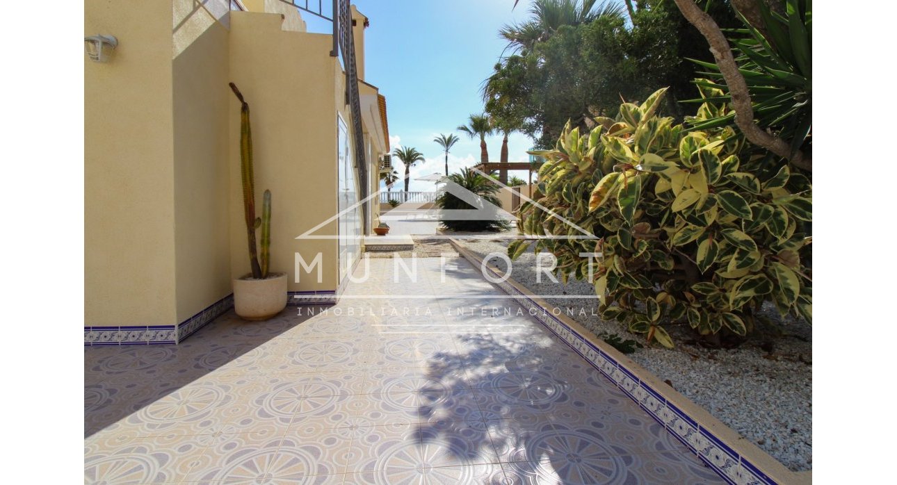 Herverkoop - Villa's -
Los Urrutias - Estrella del Mar