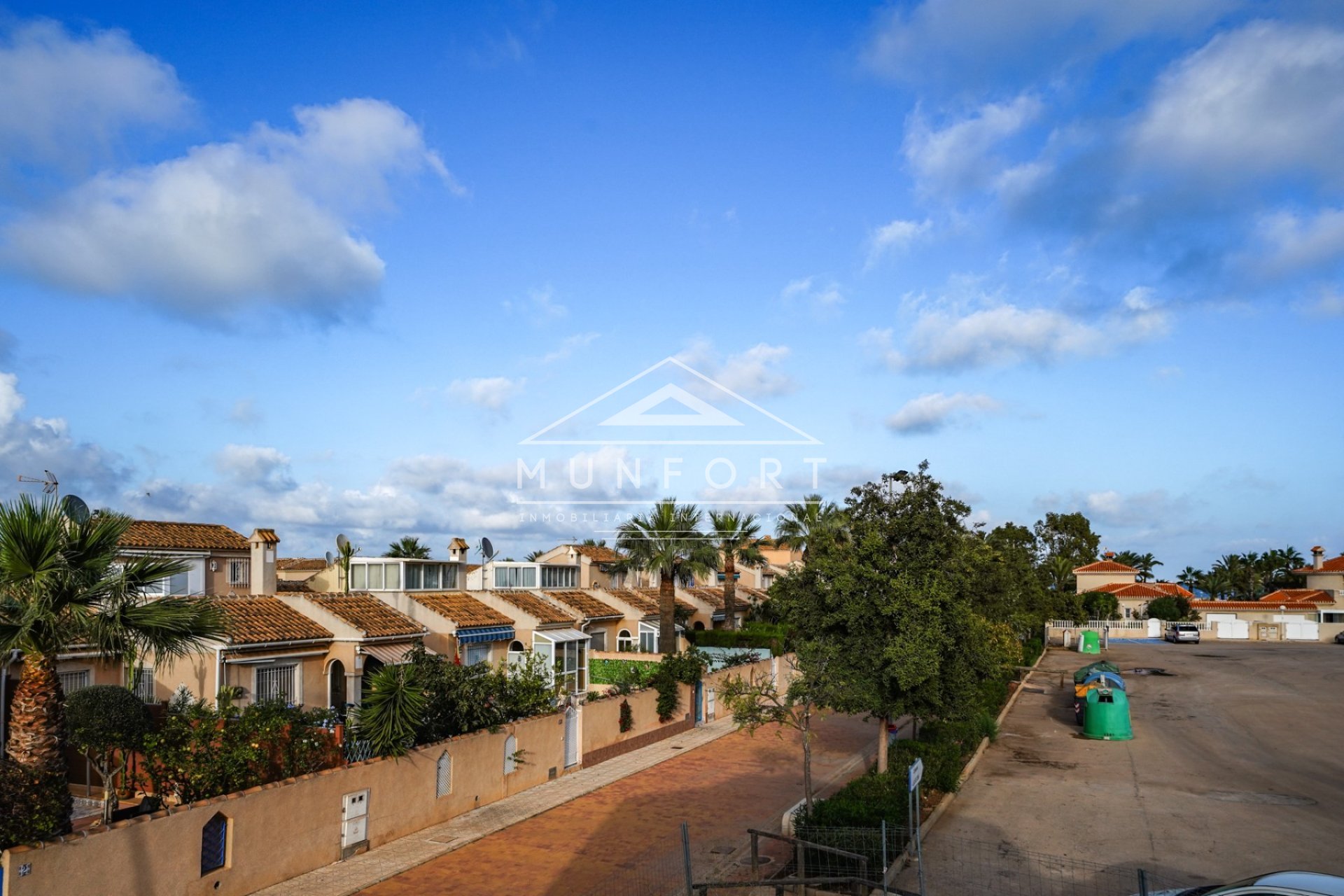 Herverkoop - Villa's -
Los Urrutias - Estrella del Mar