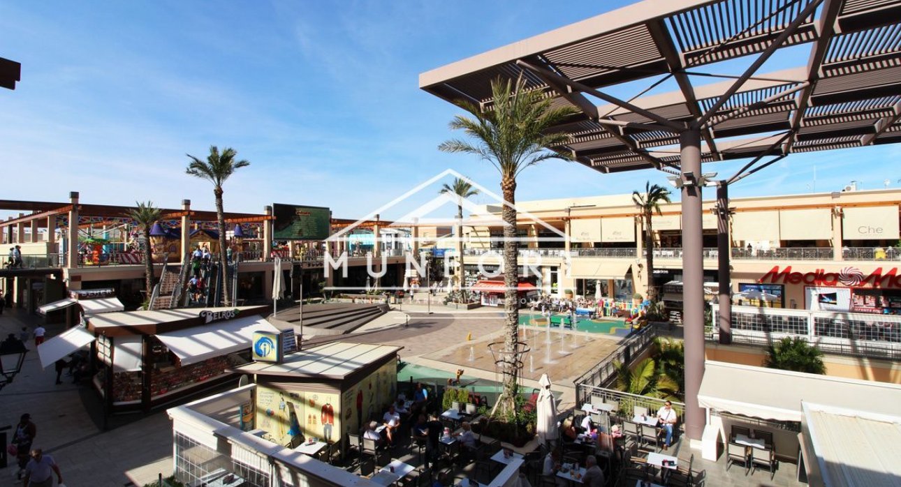 Herverkoop - Villa's -
Orihuela Costa - Aguamarina