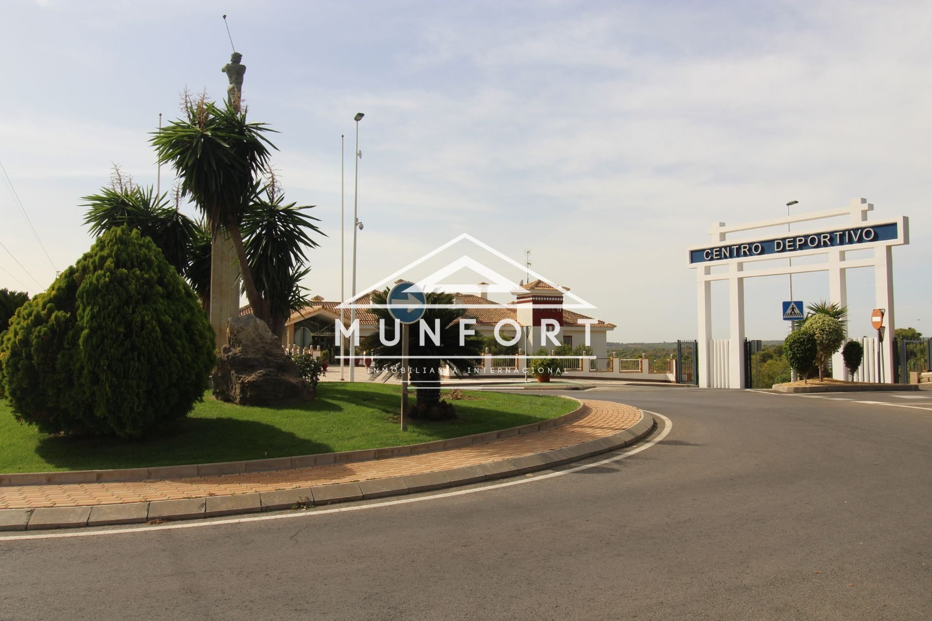 Herverkoop - Villa's -
Orihuela Costa - Aguamarina