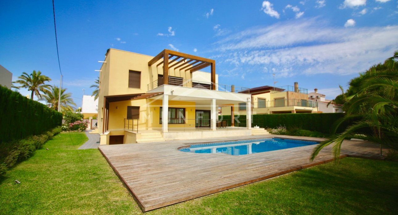 Herverkoop - Villa's -
Orihuela Costa - Cabo Roig