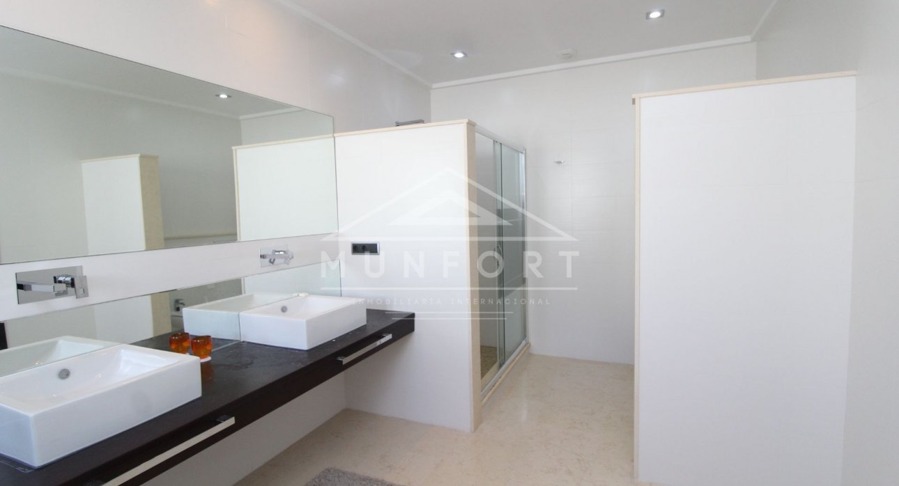 Herverkoop - Villa's -
Orihuela Costa - Cabo Roig