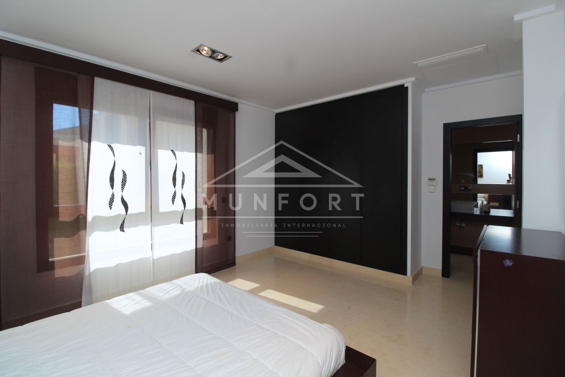 Herverkoop - Villa's -
Orihuela Costa - Cabo Roig