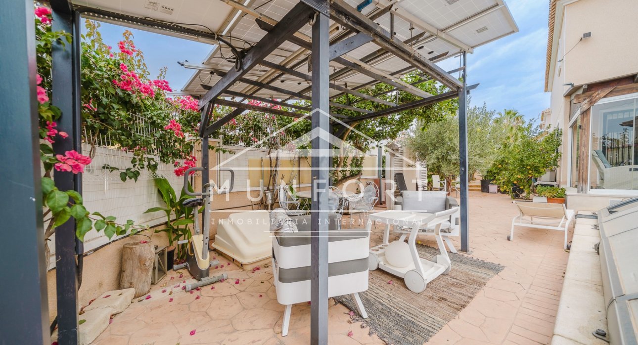 Herverkoop - Villa's -
Orihuela Costa - La Regia