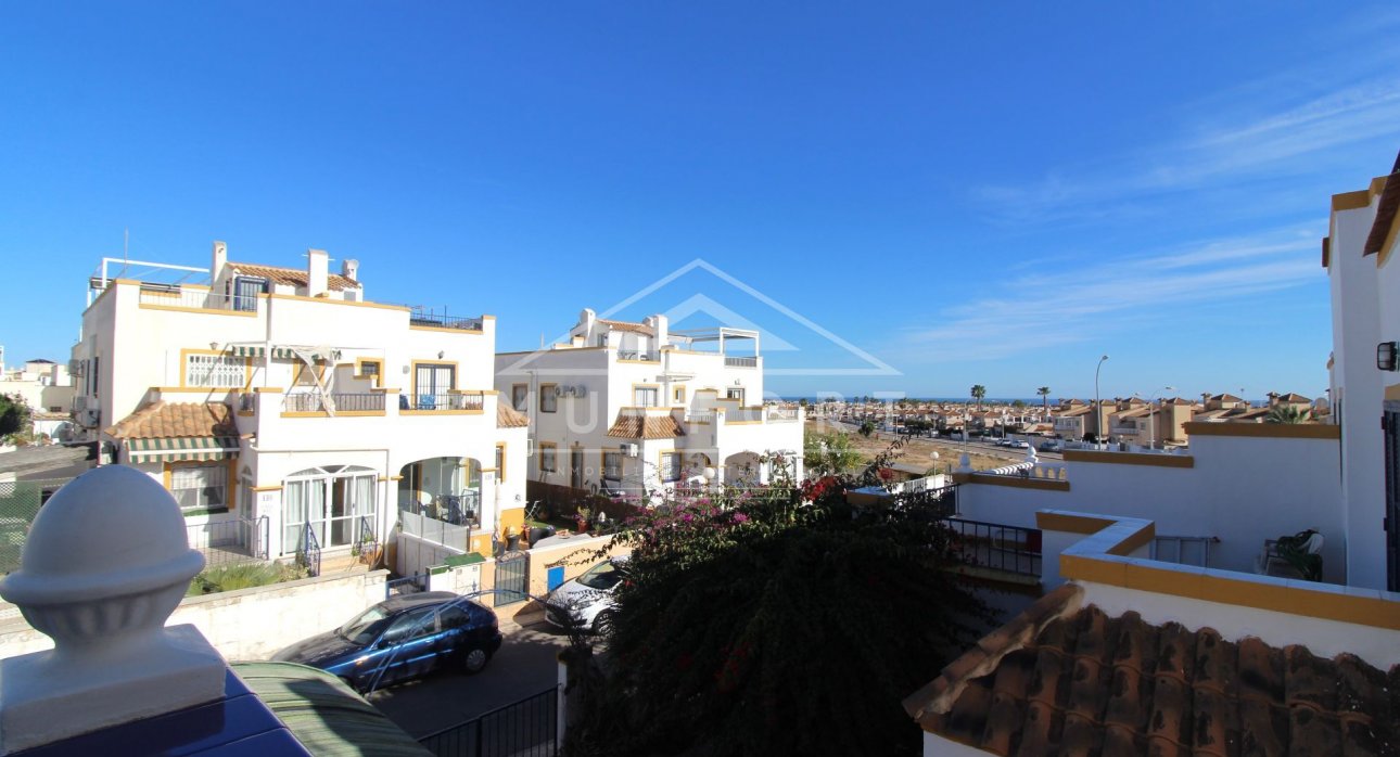 Herverkoop - Villa's -
Orihuela Costa - La Zenia