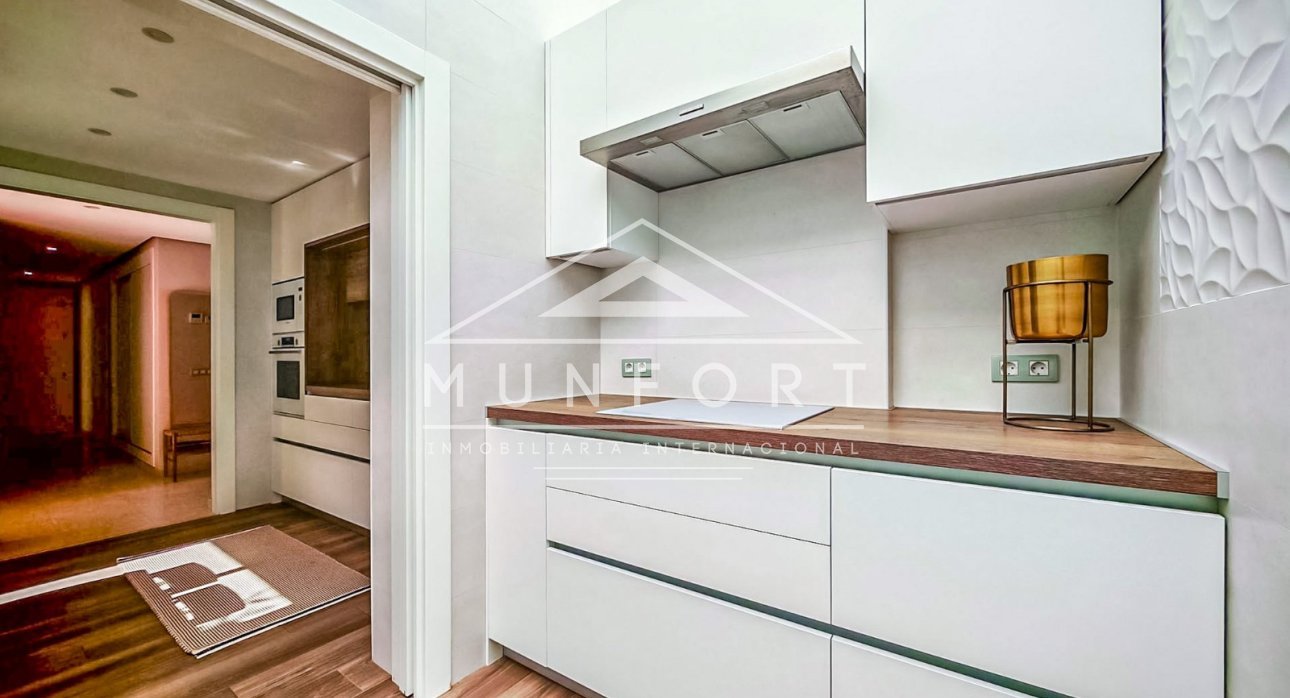 Herverkoop - Villa's -
Orihuela Costa - Las Colinas Golf