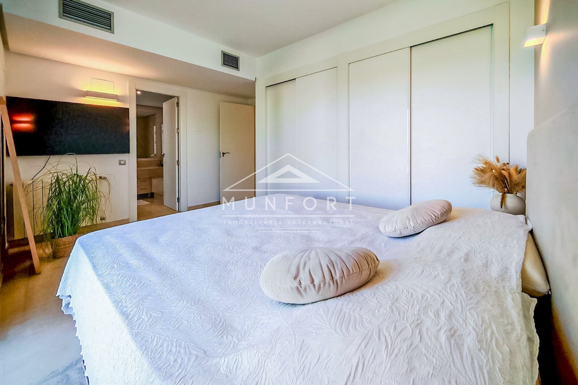 Herverkoop - Villa's -
Orihuela Costa - Las Colinas Golf