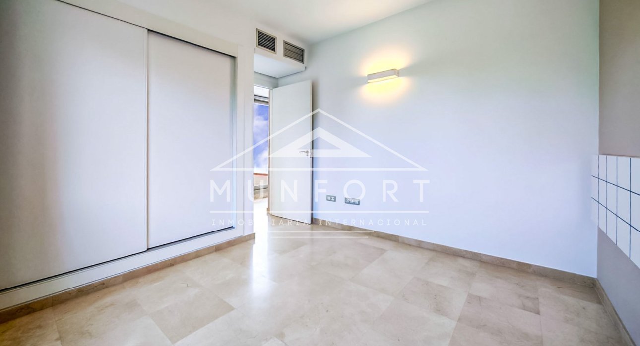 Herverkoop - Villa's -
Orihuela Costa - Las Colinas Golf