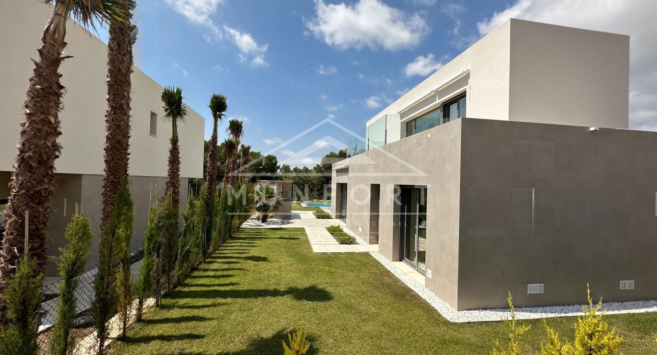 Herverkoop - Villa's -
Orihuela Costa - Las Colinas Golf