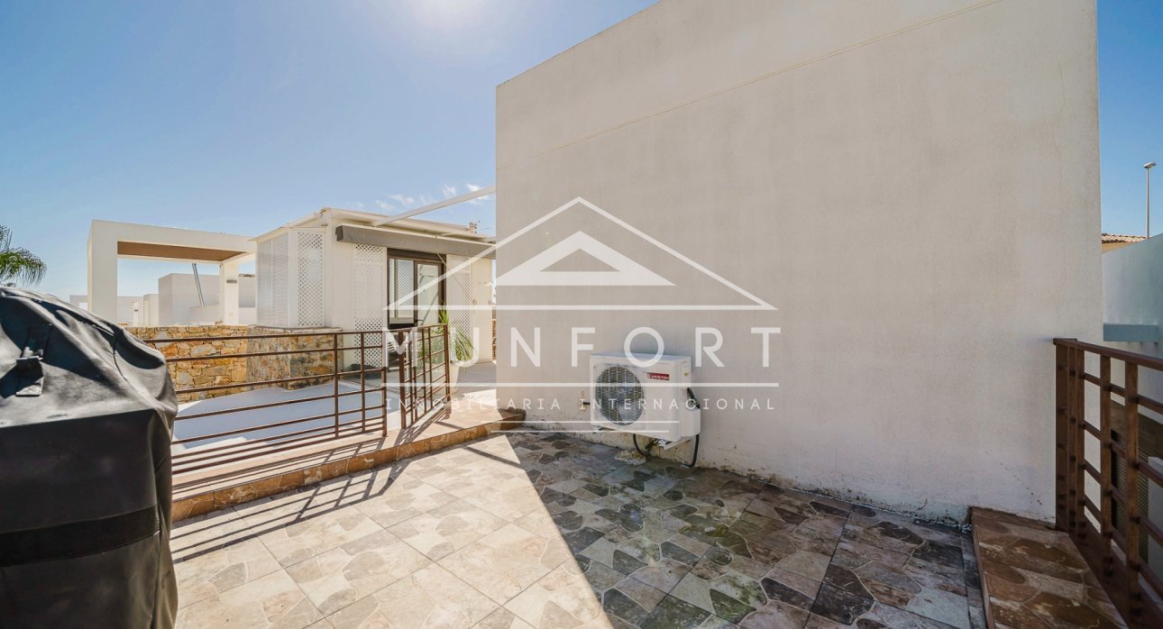 Herverkoop - Villa's -
Orihuela Costa - Lomas de Cabo Roig